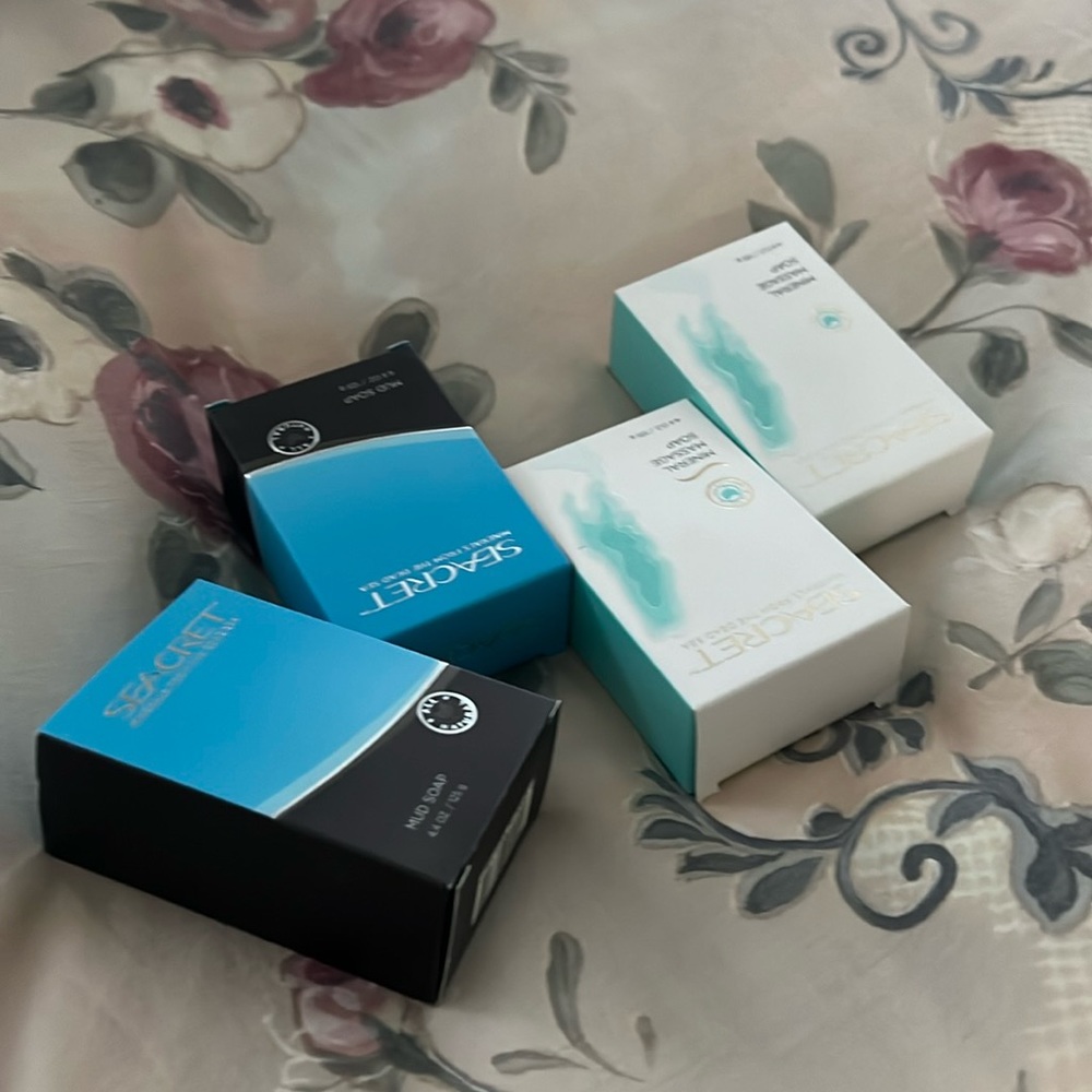Seacret soaps x 4